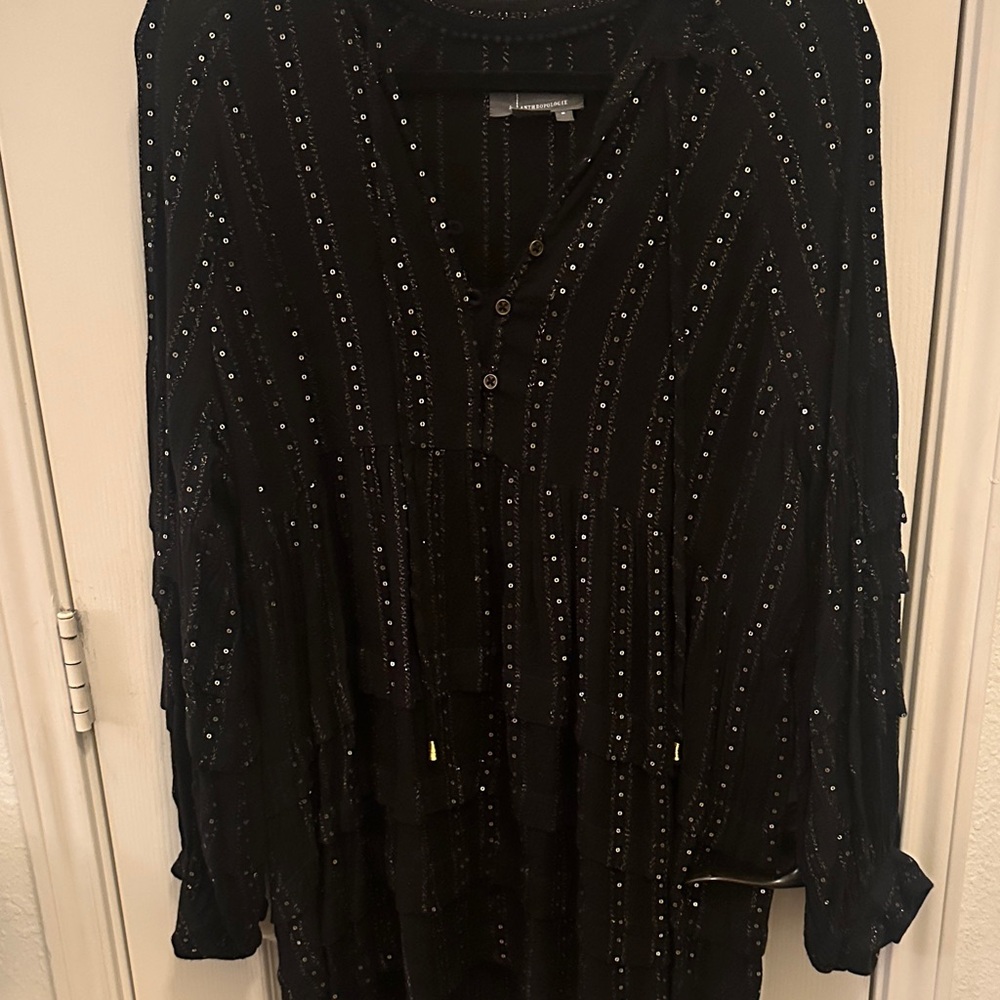 Anthropologie Black/Gold Sequined Women's Tunic Top